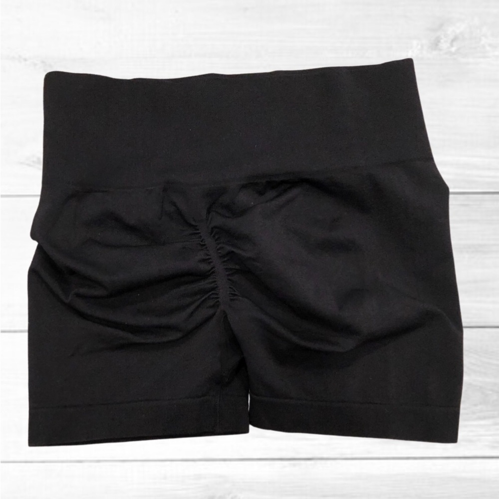 Athletic Shorts/Biker Shorts - Picture 5 of 7